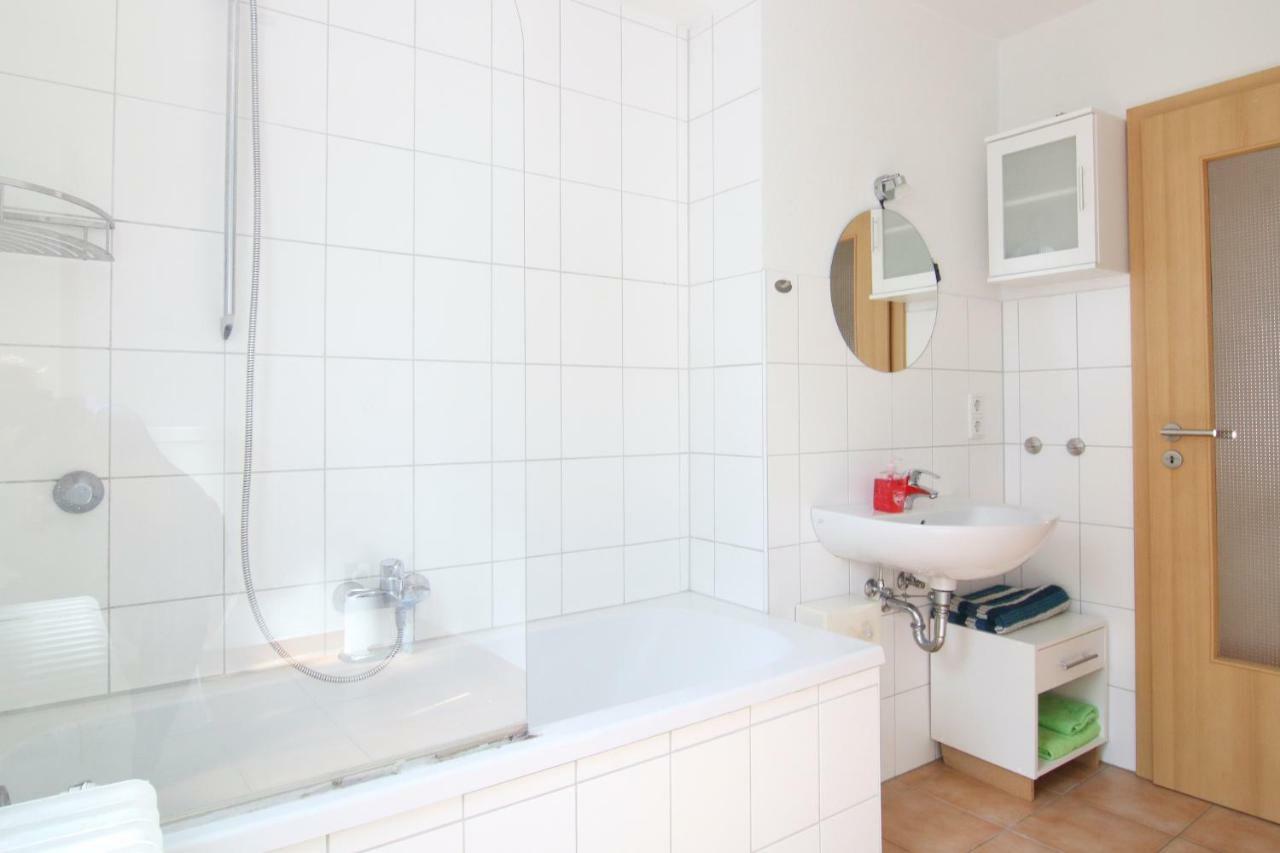 Apartmondo Ferienwohnungen Wuppertal Ngoại thất bức ảnh